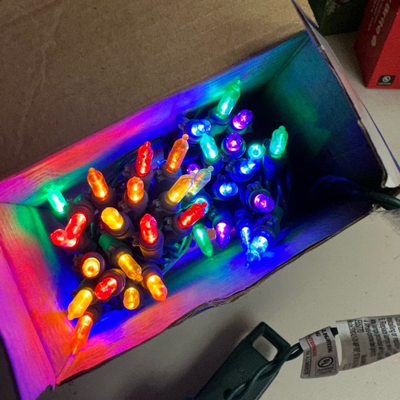 Merry Brite 70 count multicolor LED Mini Style Lights - Picture 8 of 9